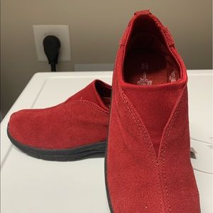 Red Leather Step in shoe